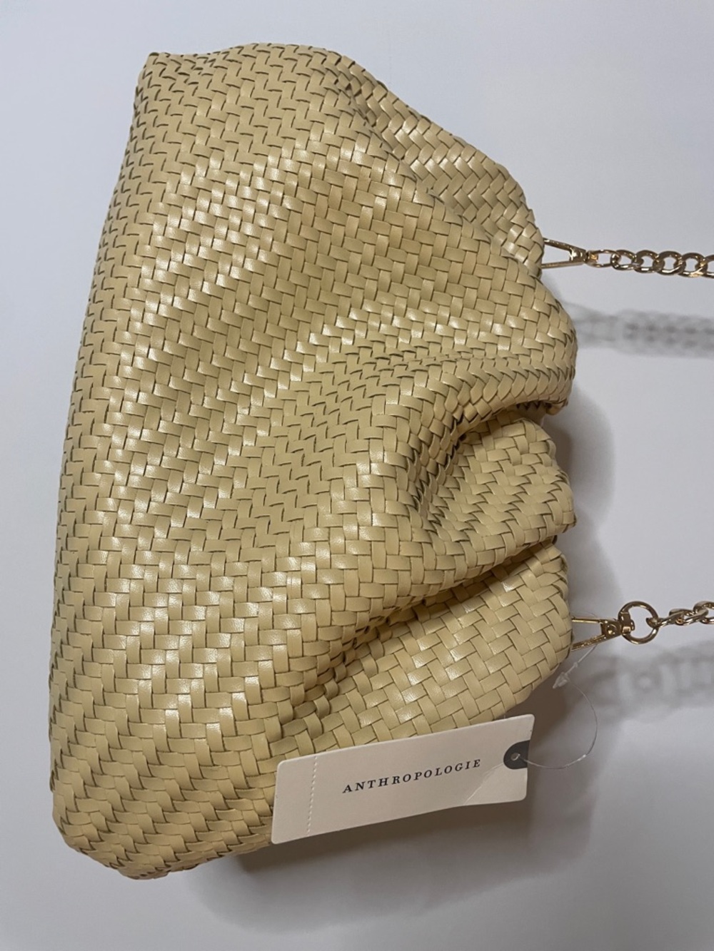 Anthropologie MAEVE Straw look Shoulder Bag in creamy Pale with Gold Chain NWT - Picture 2 of 6